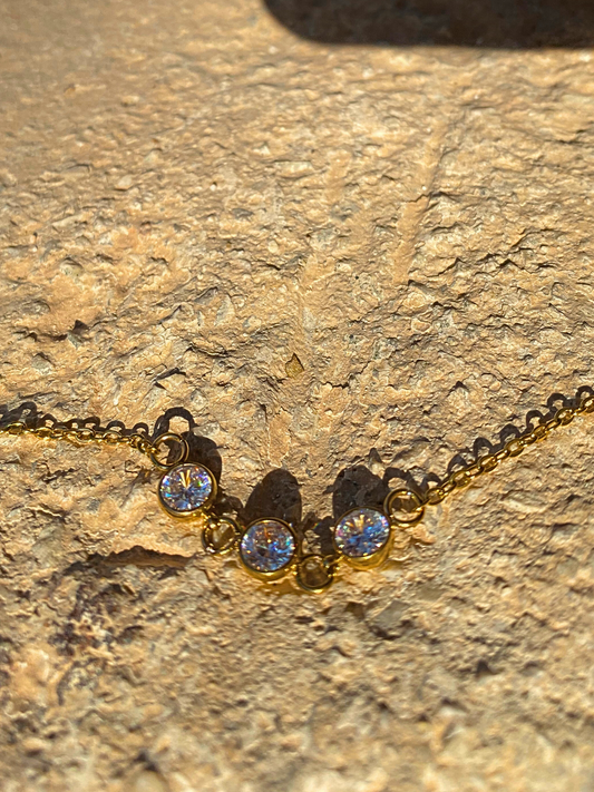 Βραχιόλι αλυσίδα από ατσάλι με τρία στρας