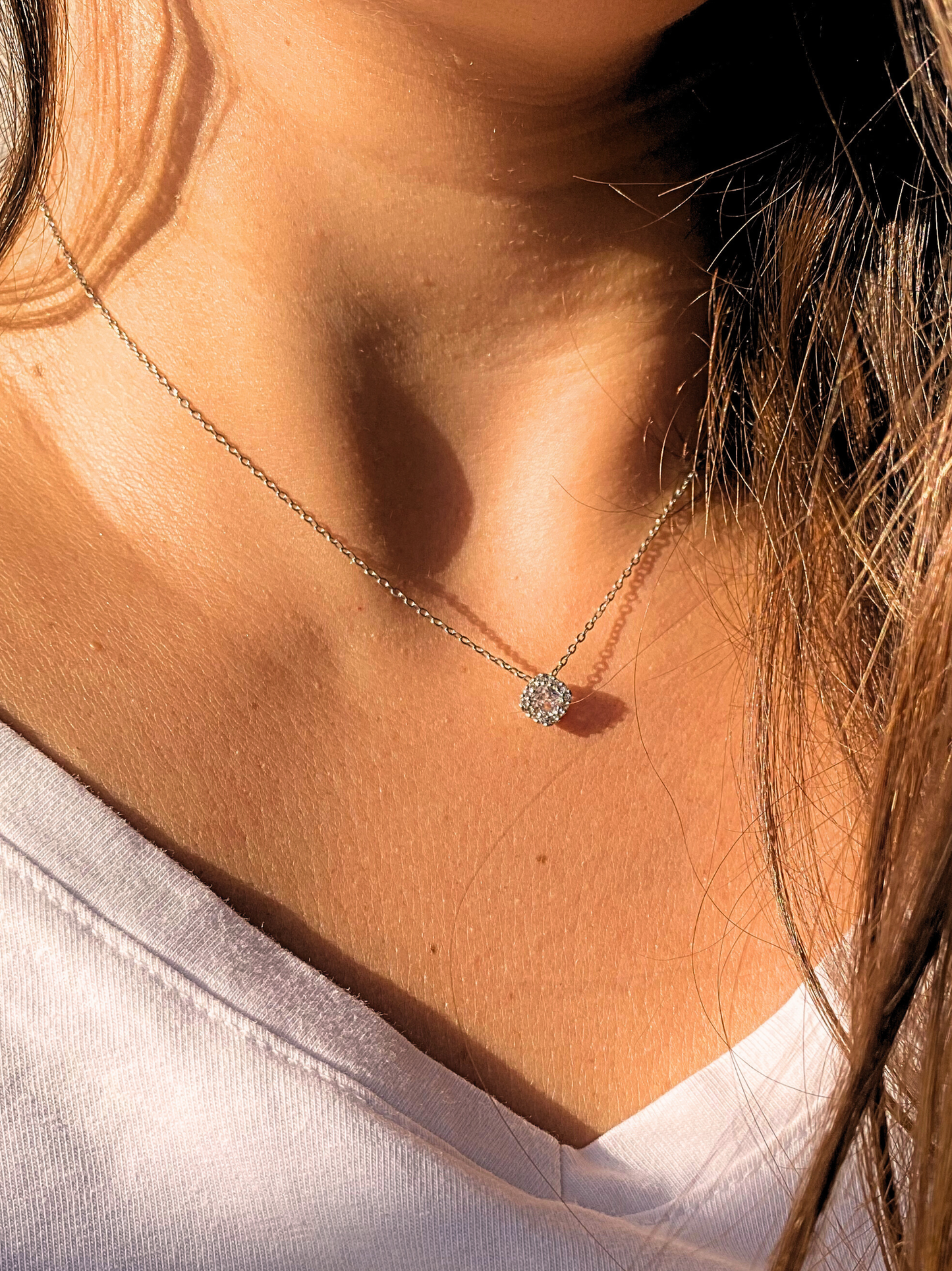 Κολιε με τετράγωνο στρας σε ασημί