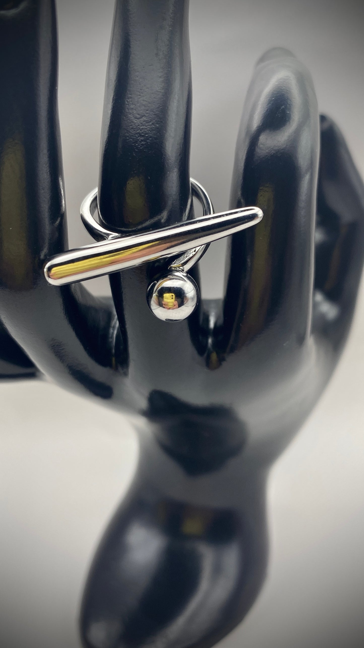 Δαχτυλίδι με μπάλα και ασημένια μπάρα (προσαρμόσιμο μέγεθος)