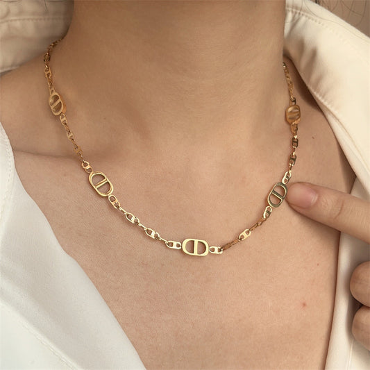 Κολιέ αλυσίδα με λογότυπο χρυσό χρώμα